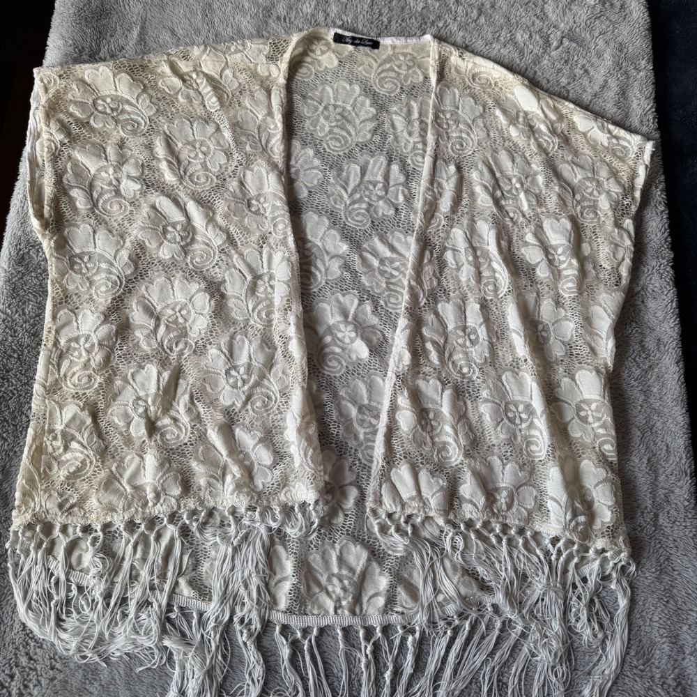 Magnolia Lane Cream Floral Lace Fringe Kimono Cardigan Open Front Boho Cover Up